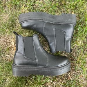 Steve Madden Yardley Boots